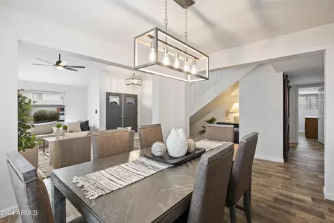 Dining - 4526 E Grandview Rd, Phoenix, AZ 85032 photo 1 of 2