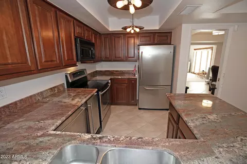 1914 E Medlock Dr, Phoenix, AZ 85016 photo 12