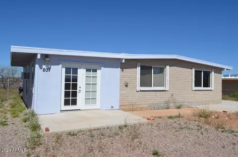 807 Ridgeview Pl, Huachuca City, AZ 85616