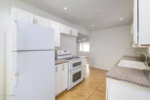 3614 W Marshall Ave, Phoenix, AZ 85019 photo 4