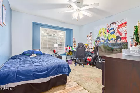 916 E Beverly Rd, Phoenix, AZ 85042 photo 17