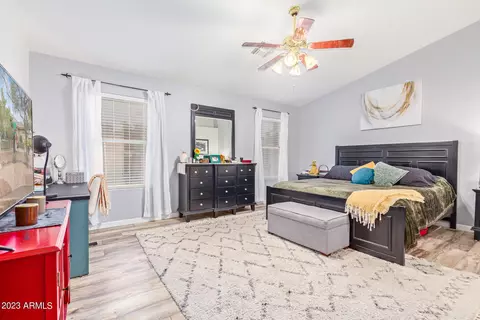 916 E Beverly Rd, Phoenix, AZ 85042 photo 14