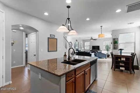 3674 E Angstead Ct, Gilbert, AZ 85296 photo 2