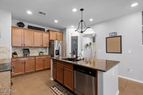 3674 E Angstead Ct, Gilbert, AZ 85296 photo 16