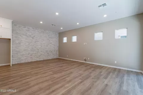 263 E Hackberry Dr, Chandler, AZ 85286 photo 7