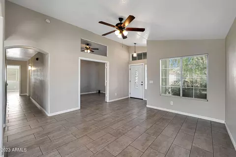 8901 W Highland Ave, Phoenix, AZ 85037 photo 4