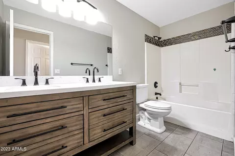 8901 W Highland Ave, Phoenix, AZ 85037 photo 14