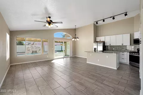 8901 W Highland Ave, Phoenix, AZ 85037 photo 8