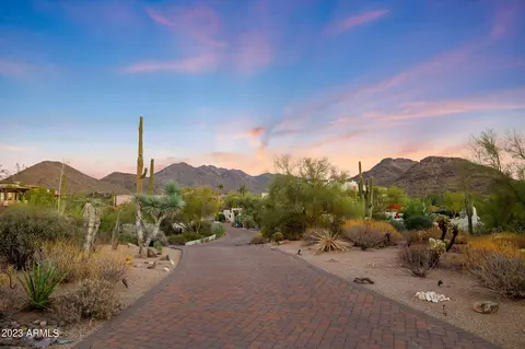 9481 E Calle De Las Brisas --, Scottsdale, AZ 85255