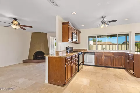 2702 E Yucca St, Phoenix, AZ 85028 photo 15