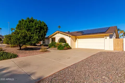 2702 E Yucca St, Phoenix, AZ 85028 photo 3