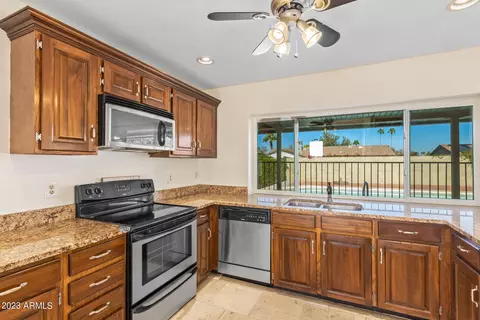 2702 E Yucca St, Phoenix, AZ 85028 photo 16
