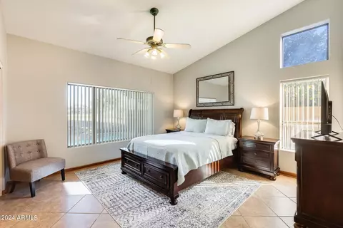 1532 E Sunrise Way, Gilbert, AZ 85296 photo 12