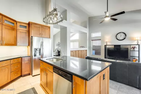 1532 E Sunrise Way, Gilbert, AZ 85296 photo 6