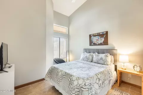 1532 E Sunrise Way, Gilbert, AZ 85296 photo 9