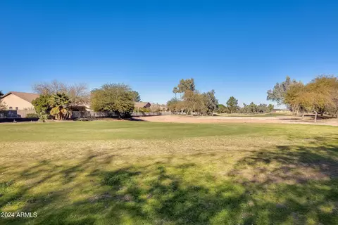 1532 E Sunrise Way, Gilbert, AZ 85296 photo 21