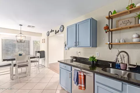 8150 W Whyman Ave, Phoenix, AZ 85043 photo 17