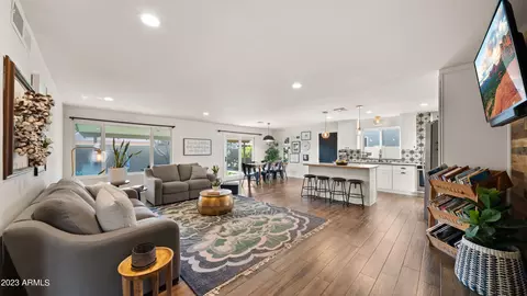 2707 E Aldine St, Phoenix, AZ 85032