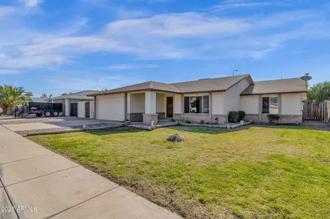 553 W Myrna Ln, Chandler, AZ 85225