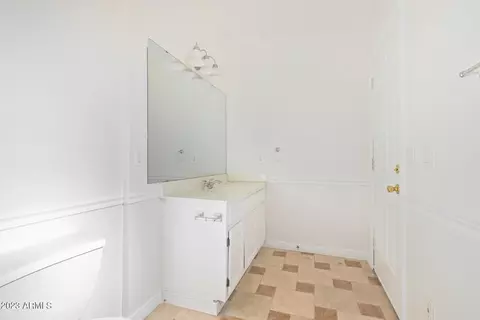 1821 E Apollo Rd, Phoenix, AZ 85042 photo 37