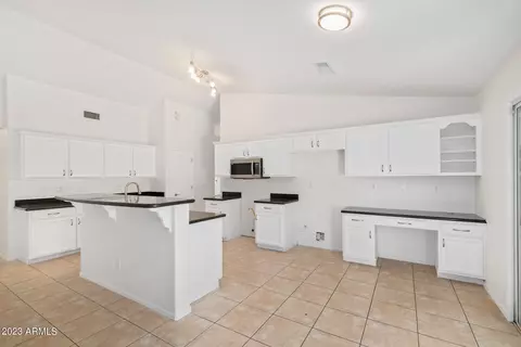 1821 E Apollo Rd, Phoenix, AZ 85042 photo 11
