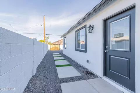 2822 E Chipman Rd, Phoenix, AZ 85040 photo 5