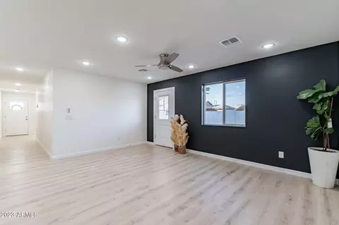 2822 E Chipman Rd, Phoenix, AZ 85040 photo 14