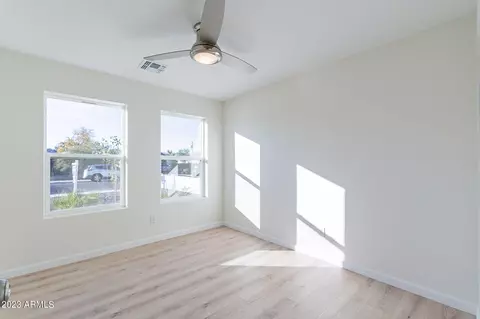 2822 E Chipman Rd, Phoenix, AZ 85040 photo 15