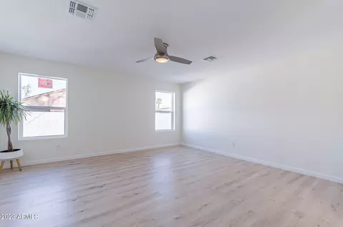 2822 E Chipman Rd, Phoenix, AZ 85040 photo 22