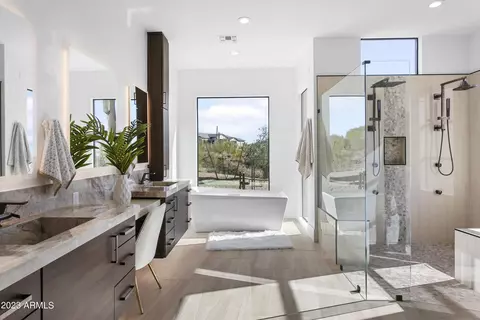 Bath - 3655 N Hawes Rd, Mesa, AZ 85207 photo 1 of 10
