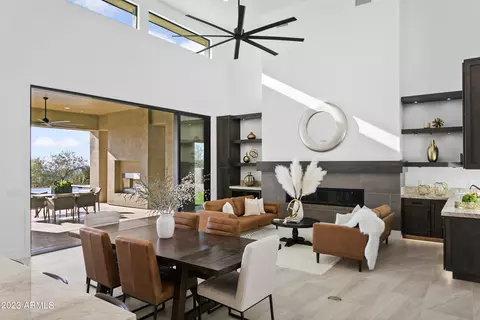 Dining - 3655 N Hawes Rd, Mesa, AZ 85207 photo 4 of 6