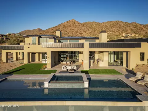 Exterior - 3655 N Hawes Rd, Mesa, AZ 85207 photo 30 of 34