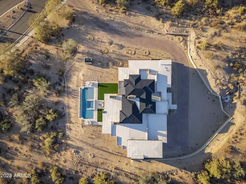 View/Area - 3655 N Hawes Rd, Mesa, AZ 85207 photo 5 of 11