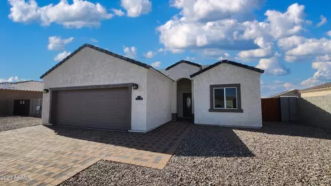 3615 N Juniper Dr, Eloy, AZ 85131