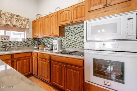 4134 E Glenhaven Dr, Phoenix, AZ 85048 photo 11