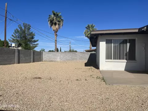 1307 E Campus Dr, Tempe, AZ 85282 photo 14