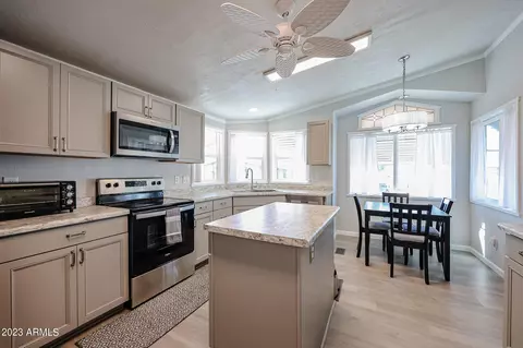 6960 W Peoria Ave #206, Peoria, AZ 85345
