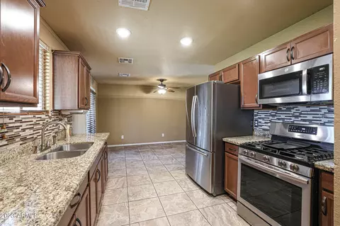 4433 N 49th Dr, Phoenix, AZ 85031 photo 6