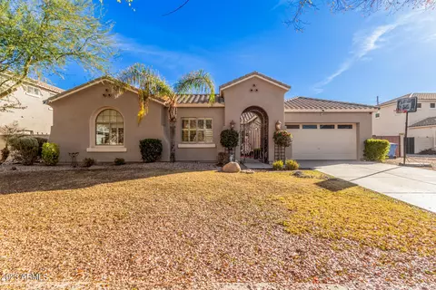6047 S Mack Ave, Gilbert, AZ 85298