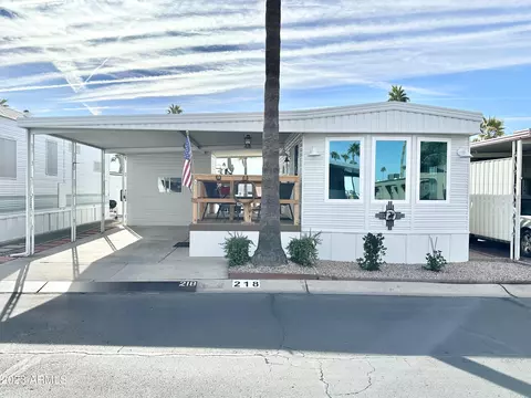 218 S Motherlode Dr, Apache Junction, AZ 85119 photo 2