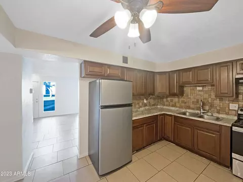 4615 N 39th Ave #8, Phoenix, AZ 85019 photo 13