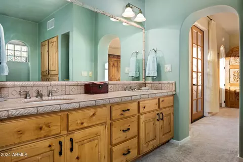 5641 N Echo Canyon Cir, Phoenix, AZ 85018 photo 20