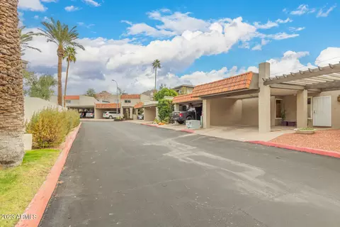 4923 N 43rd St, Phoenix, AZ 85018 photo 2