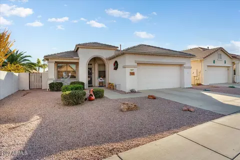 18027 W Udall Dr, Surprise, AZ 85374