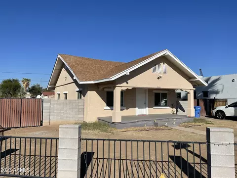 2848 W Almeria Rd, Phoenix, AZ 85009