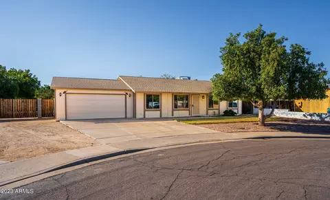 1852 N Revolta Cir, Mesa, AZ 85207