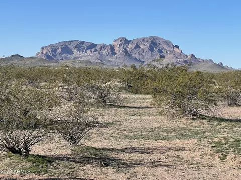 1920 N 418th Ave #5, Tonopah, AZ 85354