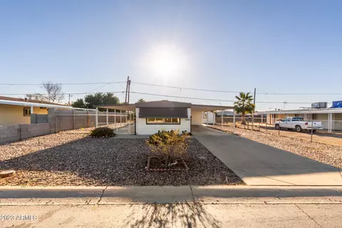 19209 N Pierson Rd, Sun City, AZ 85373
