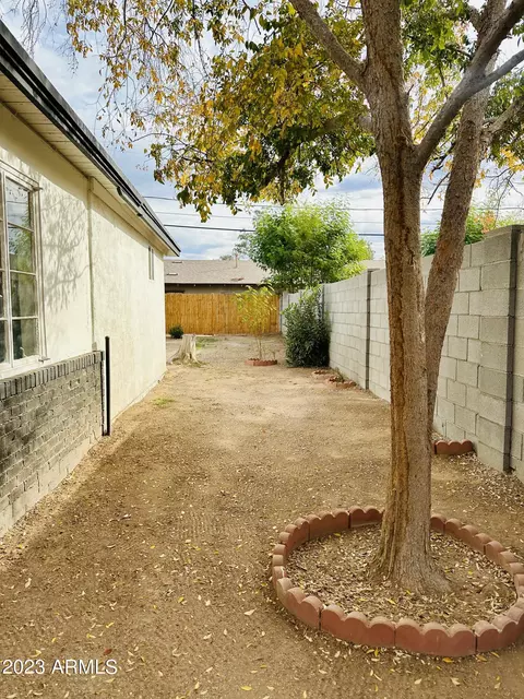 6143 N 35th Dr, Phoenix, AZ 85019 photo 14