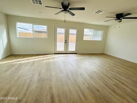 6143 N 35th Dr, Phoenix, AZ 85019 photo 11